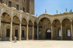 Innenhof der Muhammad-Ali-Moschee in Kairo