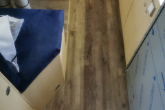 Bodenverlegen im Wohnraum: fertig