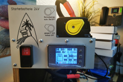 Konsole für Fahrzeugbatterie