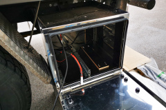 Montage des neuen Batteriekastens
