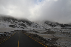 Schnee auf dem Transfăgărășan
