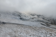 Schnee auf dem Transfăgărășan