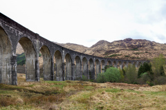 Glenfinnan Viaduct von unten