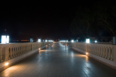Hotel bei Nacht