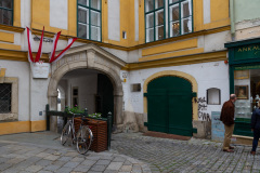 Heiligenkreuzerhof